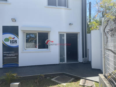 Local commercial - 67 m² - 3 pièces