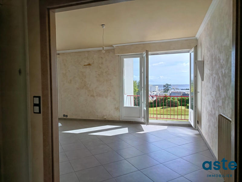 Appartement - 104 m² - 5 pièces