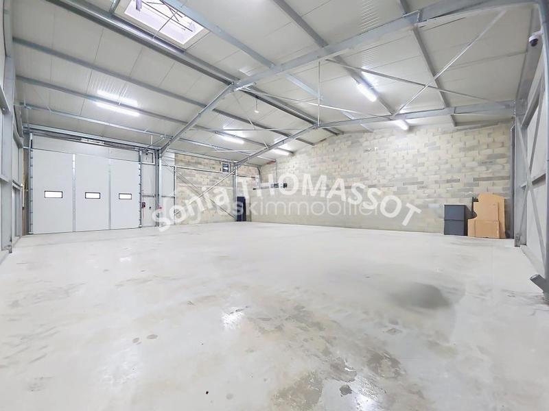 Bureau - 350 m² - 4 pièces