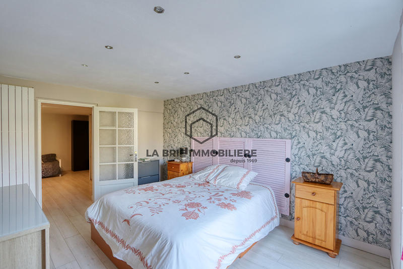 Maison - 190 m² - 6 pièces