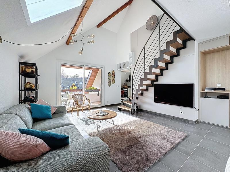 Appartement - 77 m² - 4 pièces