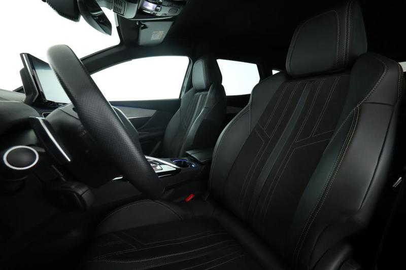 Peugeot 3008 1.2 PureTech Gt Eat8 130 ch