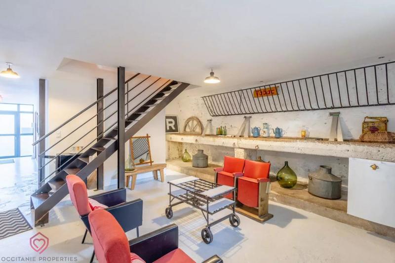 Maison de maîtres - 452 m² - 11 pièces