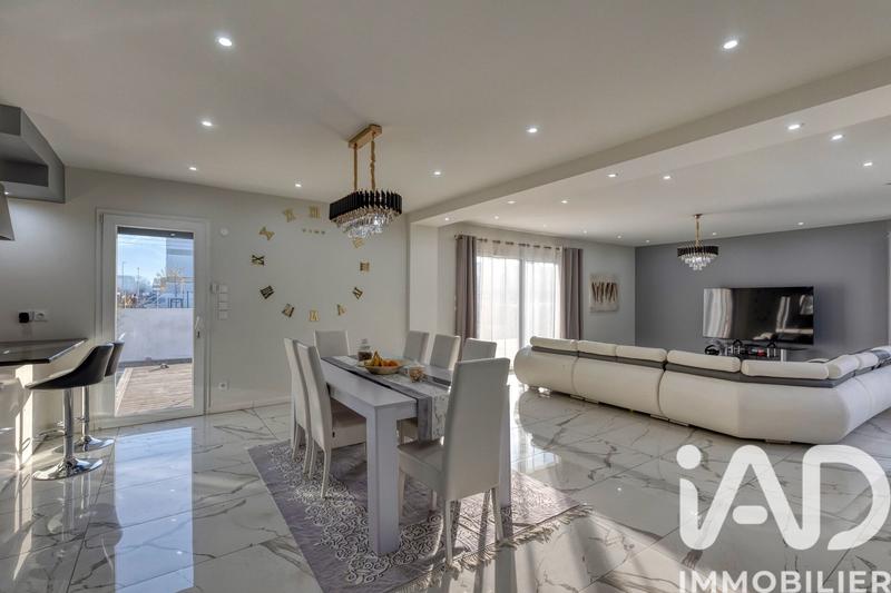 Maison - 149 m² - 5 pièces