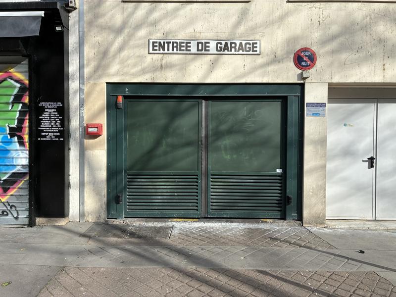 Parking / Garage - 12 m²