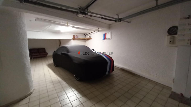 Maison - 179 m² - 8 pièces