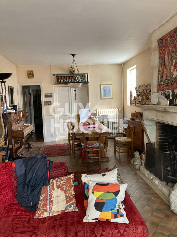 Maison - 168 m² - 8 pièces