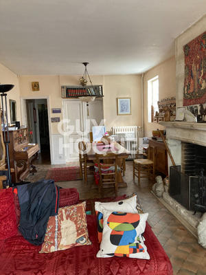 Maison - 168 m² - 8 pièces