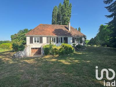 Maison - 143 m² - 5 pièces