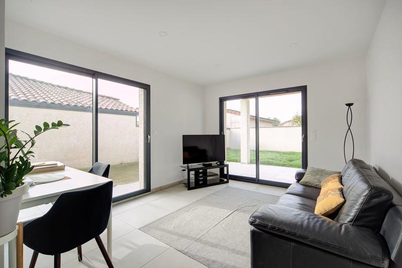 Maison - 90 m² - 5 pièces