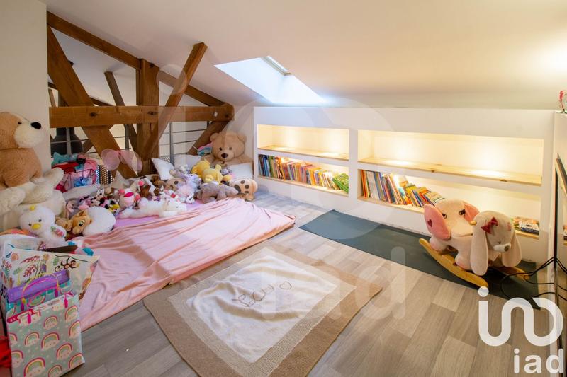 Maison - 200 m² - 7 pièces