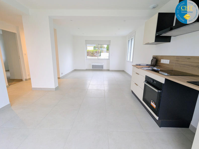 Maison - 121 m² - 6 pièces