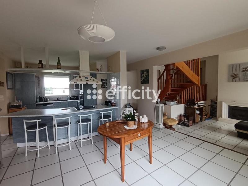 Maison - 148 m² - 6 pièces