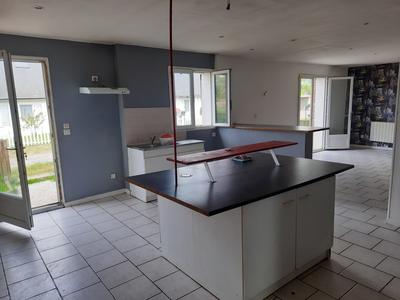 Maison - 186 m² - 8 pièces