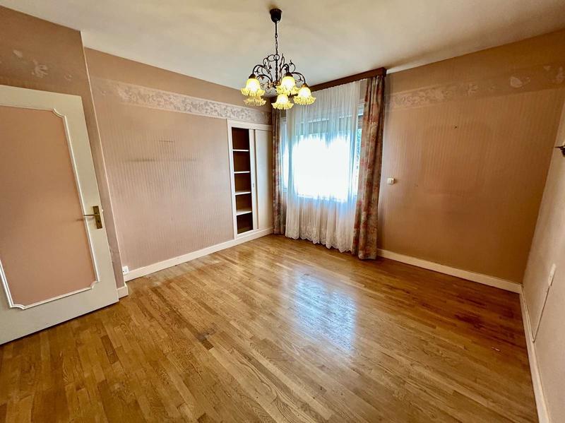 Maison traditionnelle - 130 m² - 6 pièces