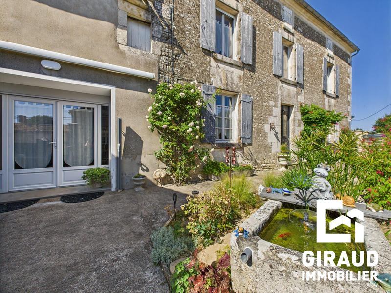 Maison ancienne - 177 m² - 6 pièces