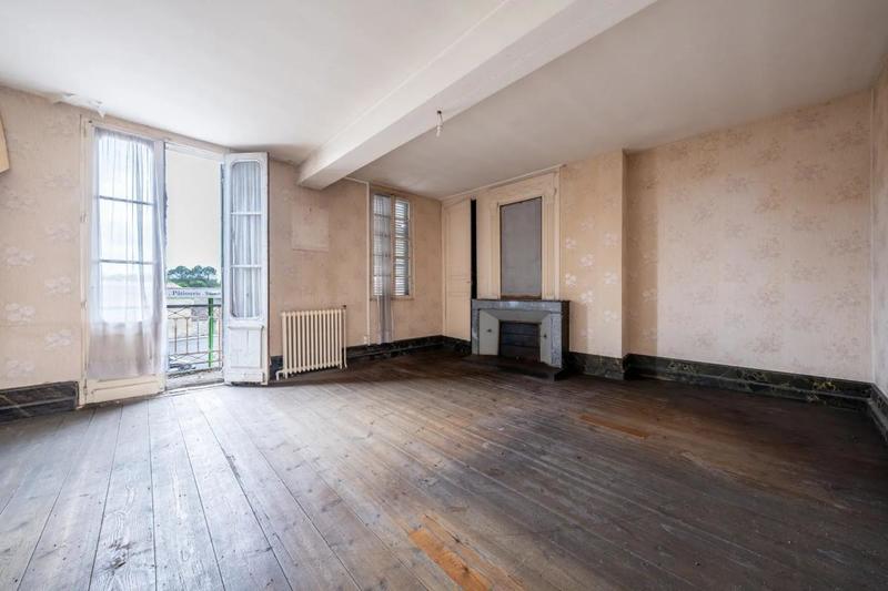 Maison en pierre - 200 m² - 8 pièces