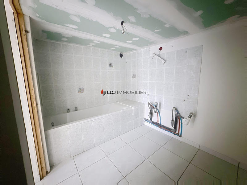 Appartement - 93 m² - 4 pièces