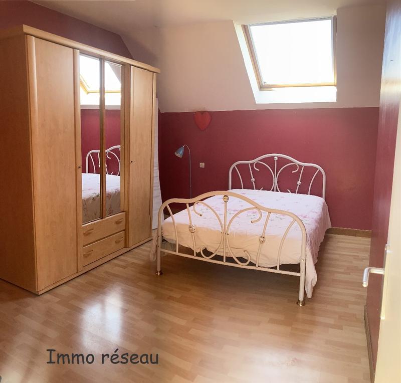Maison - 215 m² - 9 pièces