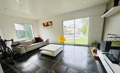 Maison - 122 m² - 5 pièces