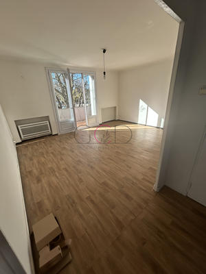 Maison - 72 m² - 3 pièces