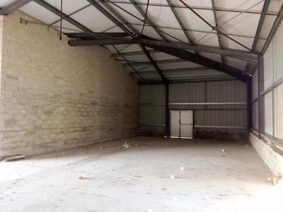 Entrepôt - 170 m²