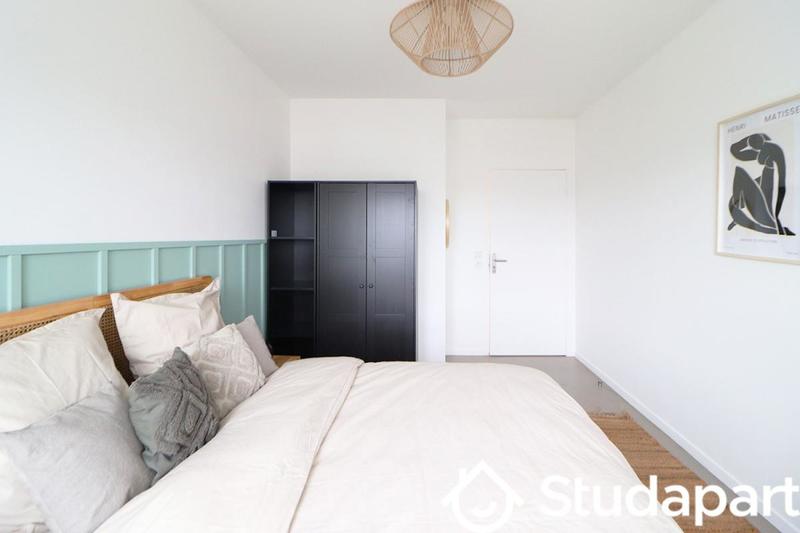 Chambre - 10 m² - 1 pièce