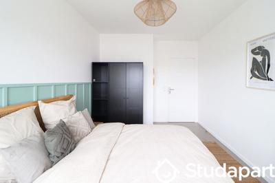 Chambre - 10 m² - 1 pièce