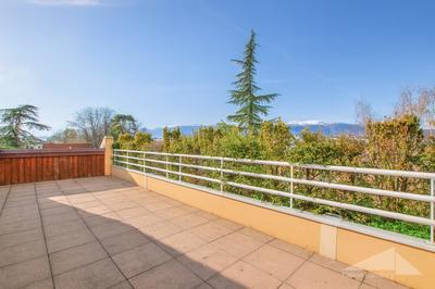 Duplex - 131 m² - 5 pièces