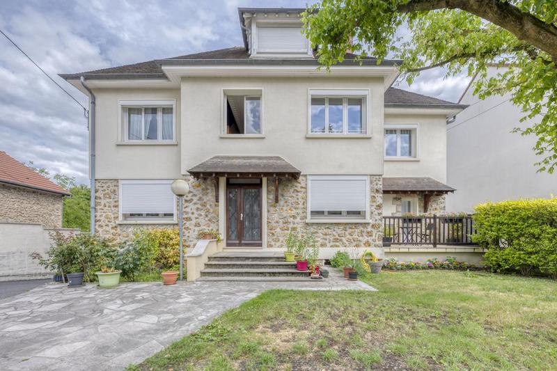 Appartement - 95 m² - 4 pièces