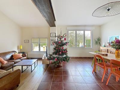 Maison - 110 m² - 5 pièces