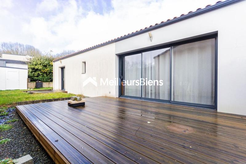 Maison - 94 m² - 5 pièces