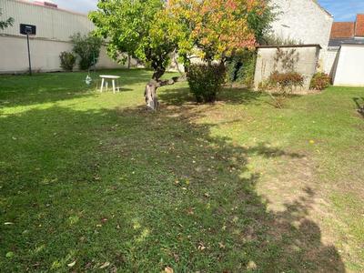 Terrain constructible - 759 m²