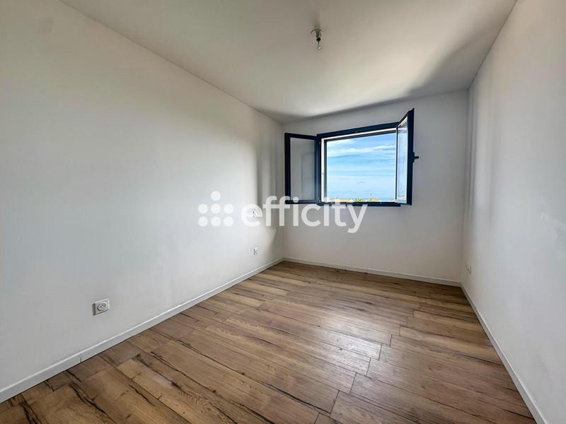 Villa - 95 m² - 4 pièces