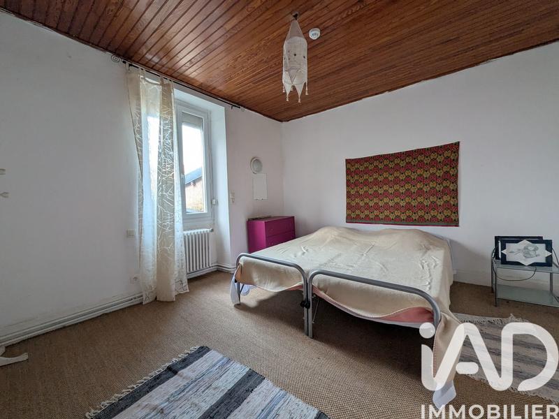 Maison - 302 m² - 12 pièces