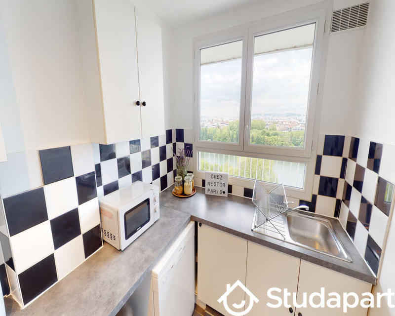 Chambre - 80 m² - 1 pièce