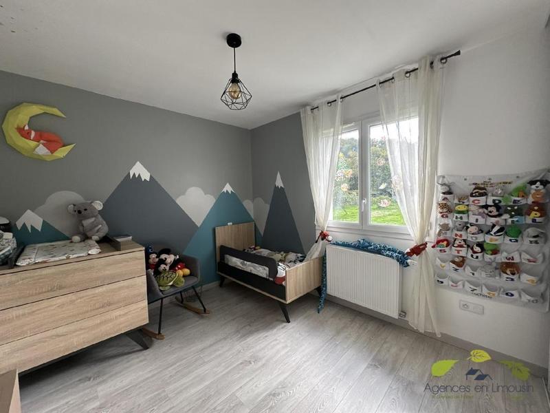 Maison - 99 m² - 4 pièces