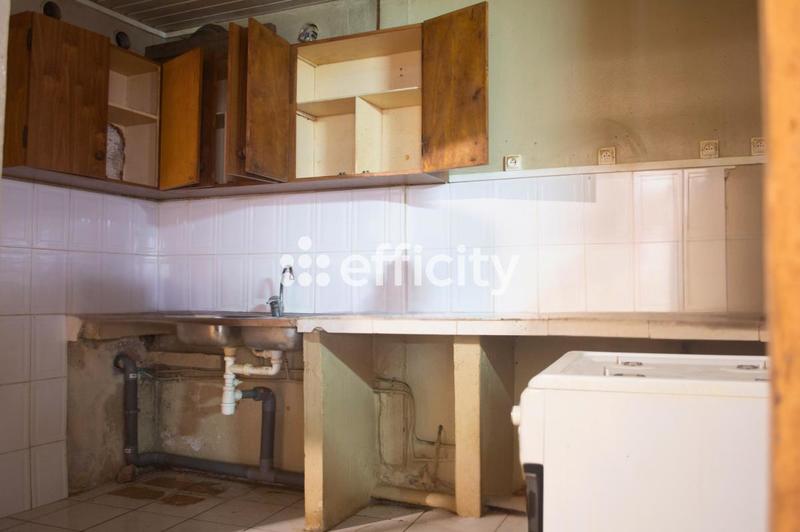 Maison - 69 m² - 6 pièces