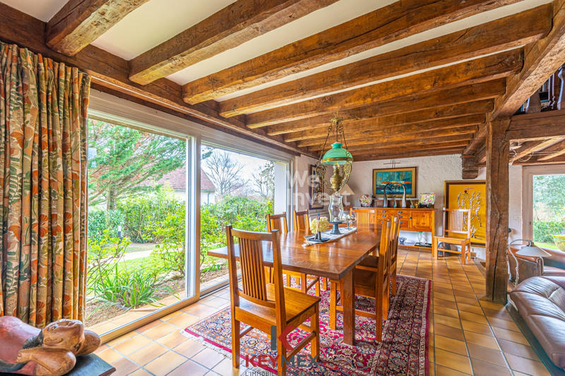 Maison ancienne - 208 m² - 9 pièces