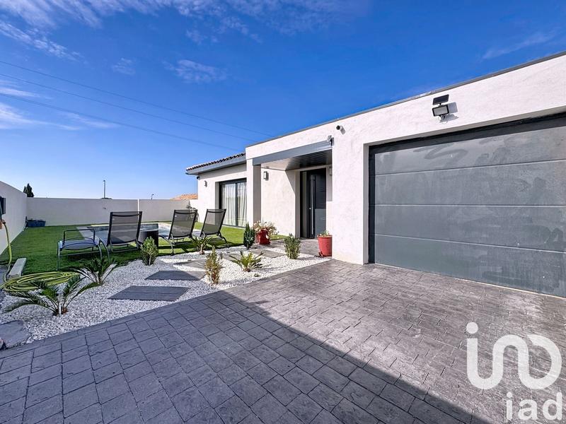 Maison - 222 m² - 8 pièces