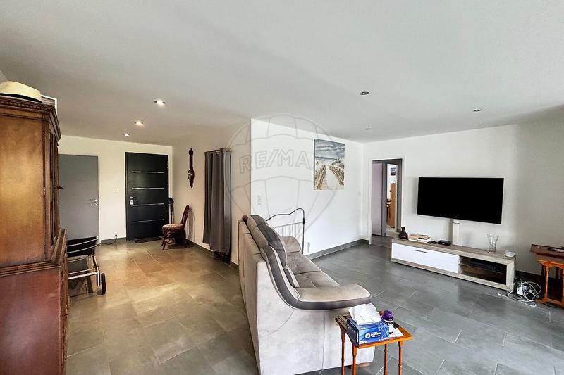 Maison - 107 m² - 4 pièces