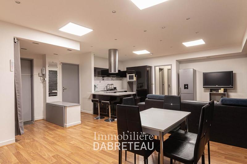 Appartement - 84 m² - 4 pièces