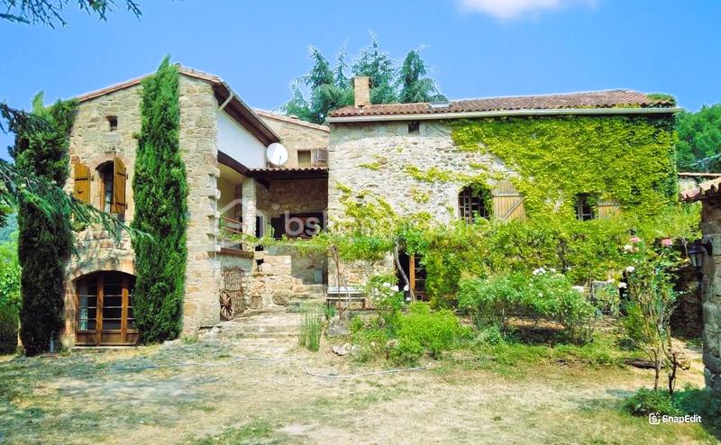 Maison en pierre - 250 m² - 9 pièces