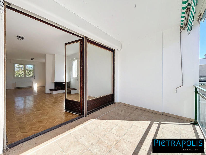 Appartement - 110 m² - 5 pièces