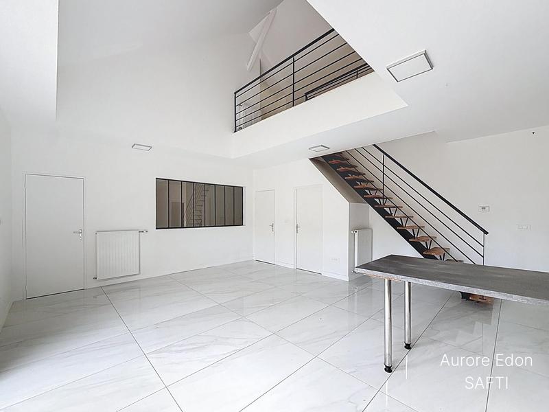 Maison - 142 m² - 6 pièces