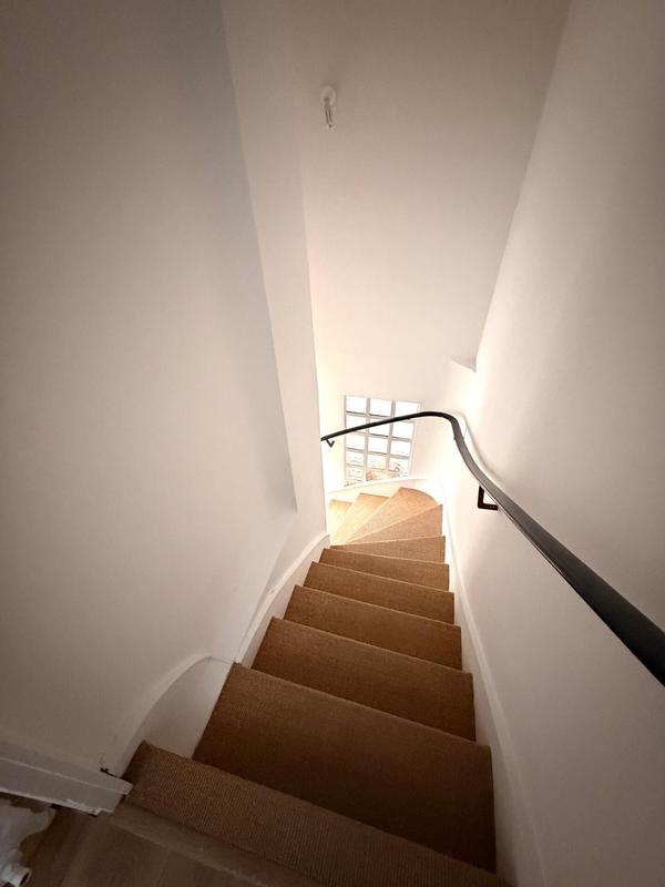 Maison - 195 m² - 6 pièces