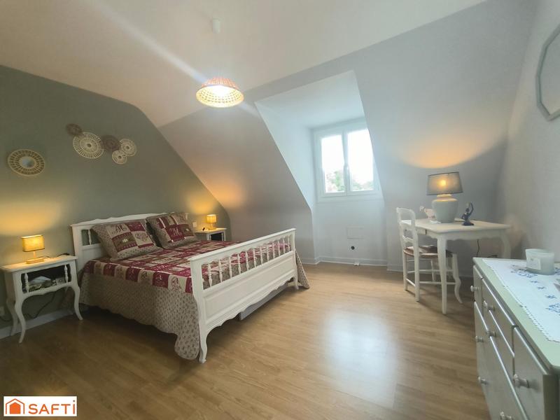 Maison - 127 m² - 8 pièces