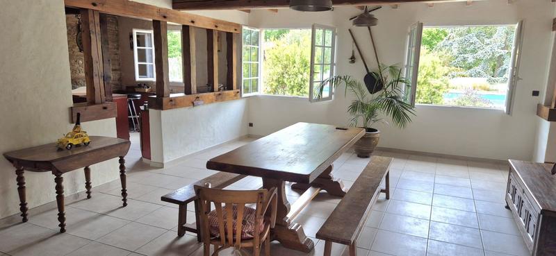 Propriété - 171 m² - 4 pièces