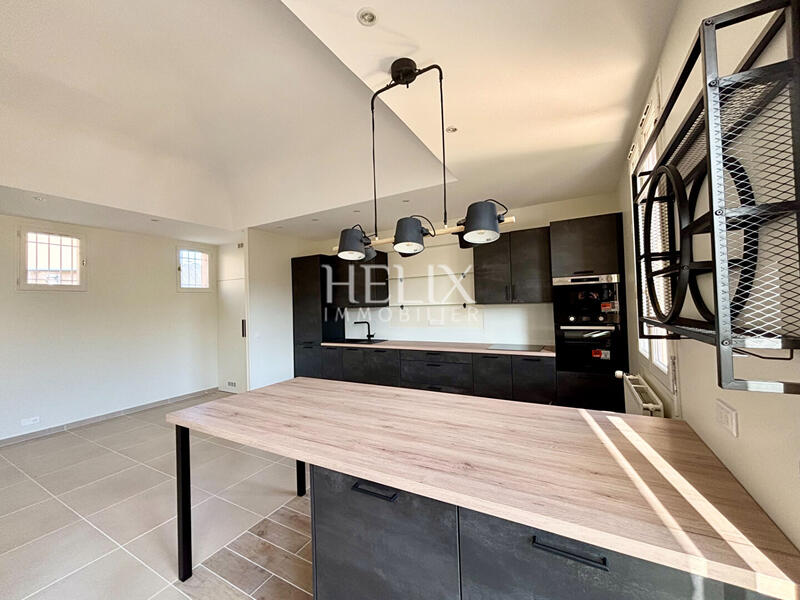 Appartement - 123 m² - 5 pièces