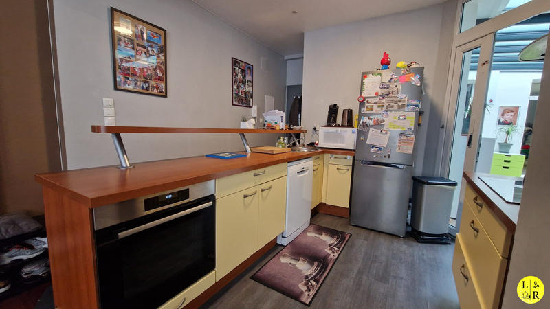 Appartement - 99 m² - 4 pièces